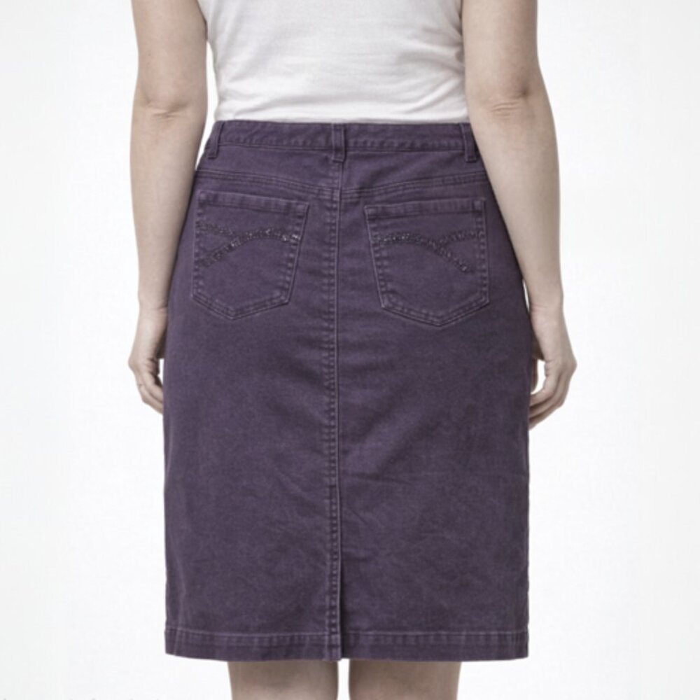 Gloria Vanderbilt Amanda Purple Denim Skirt with Rhinestone Back Pockets - Picture 3 of 10